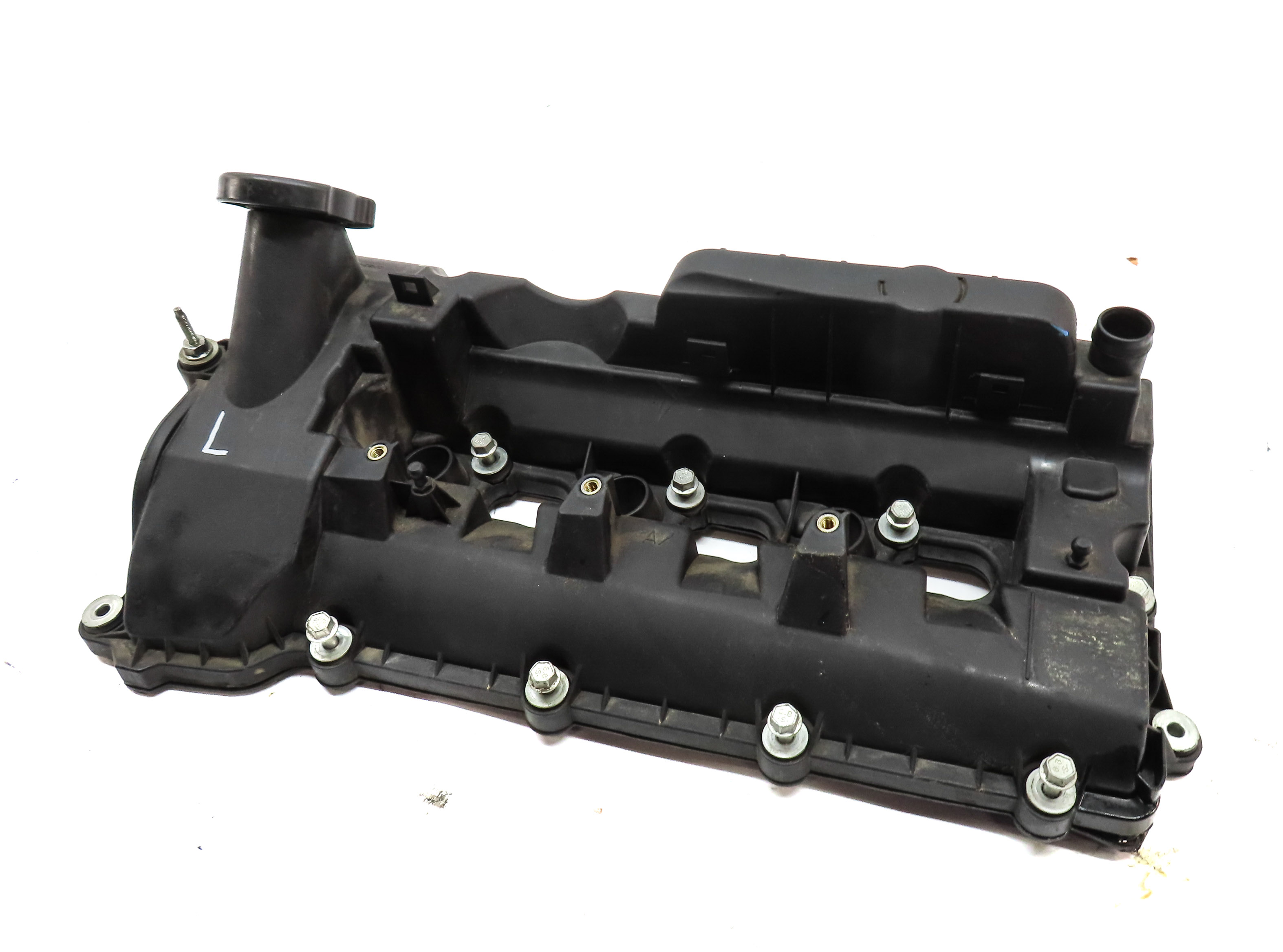 2014-2017 LR4 RANGE ROVER SPORT DISCOVERY (L405 L494 L462) 3.0L LEFT VALVE COVER — exact item pictured